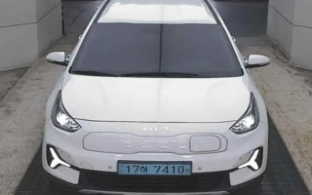 니로하이브리드 중고차 니로 플러스 EV 에어 매물 사진 10 - 2022/07 125,084km