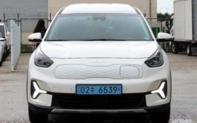 니로하이브리드 중고차 니로 플러스 EV 에어 (택시) 매물 사진 5 - 2022/06 184,688km
